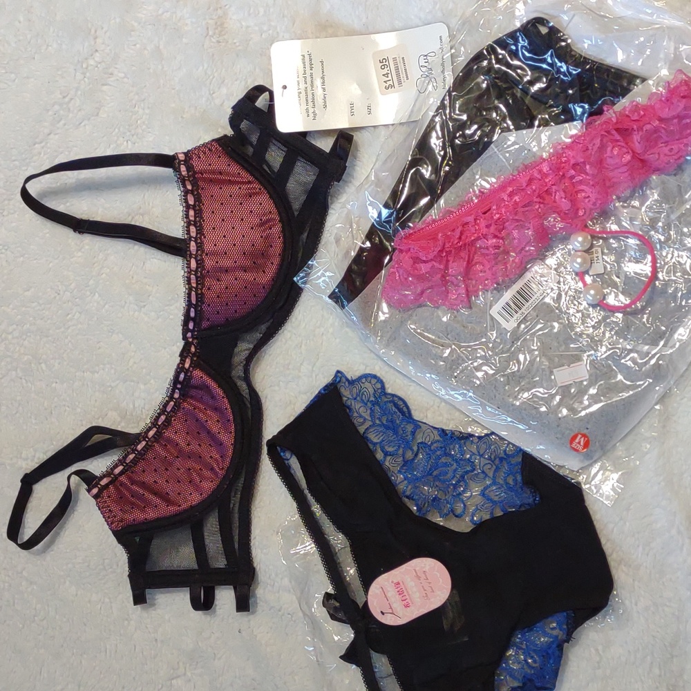 4pc lingerie lot